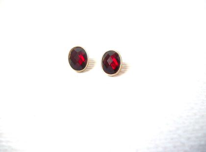 Vintage NAPIER Gold Red Stud Earrings 111720