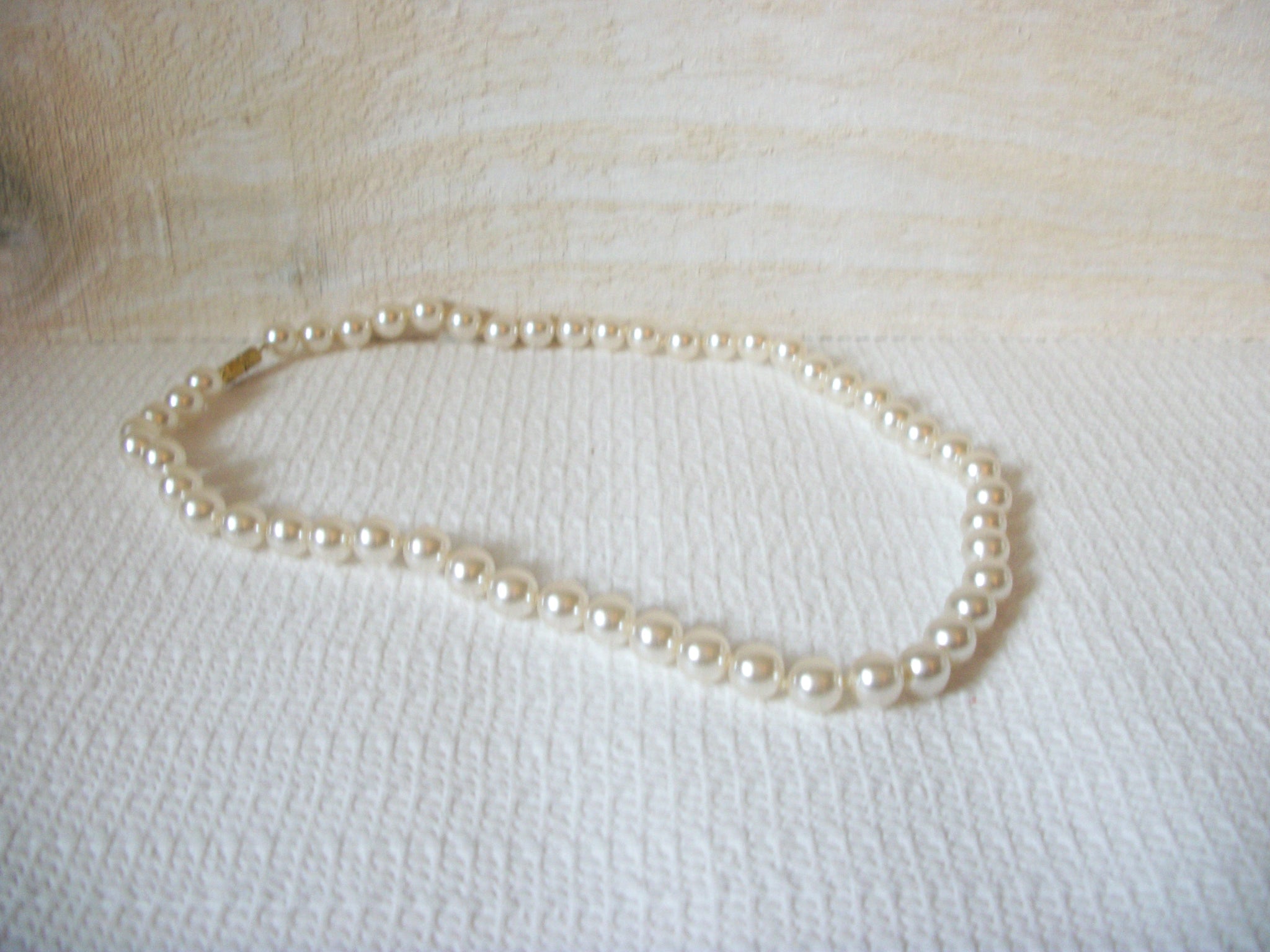 Vintage Glass Pearl Necklace 51120