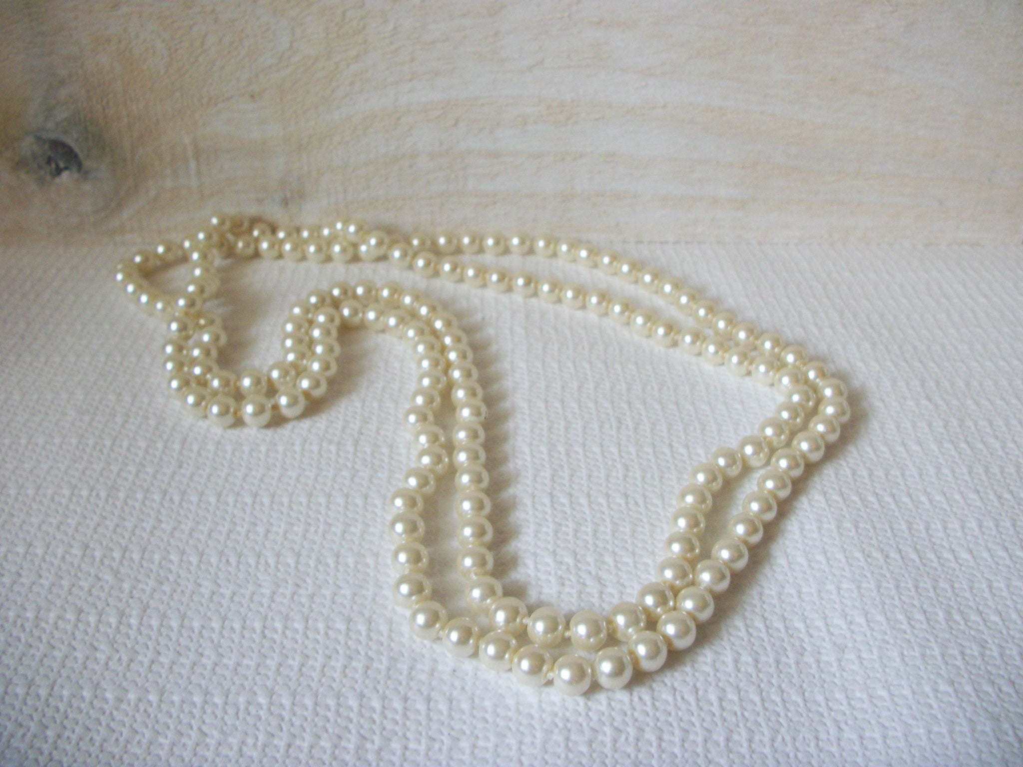 Vintage 54 Inch Glass Pearl Necklace 51220