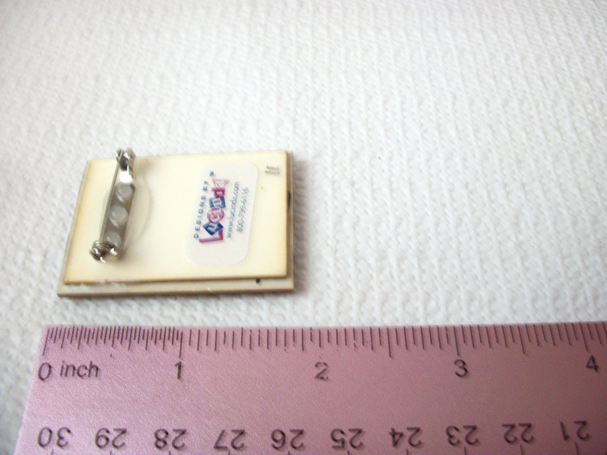 Rare Lucinda Designs Pins 10416