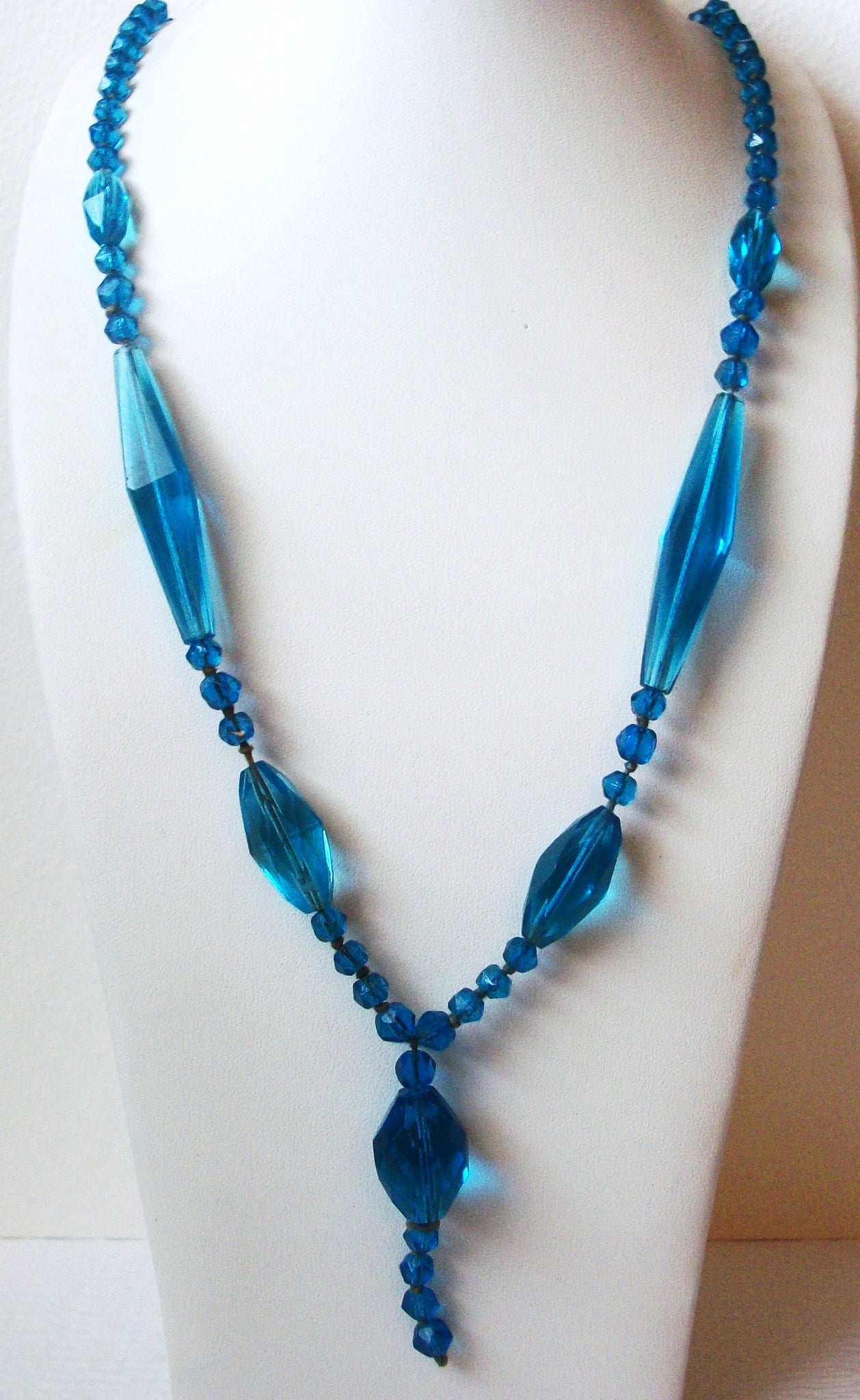 Vintage 1950s Blue Glass Tassel Necklace 111820