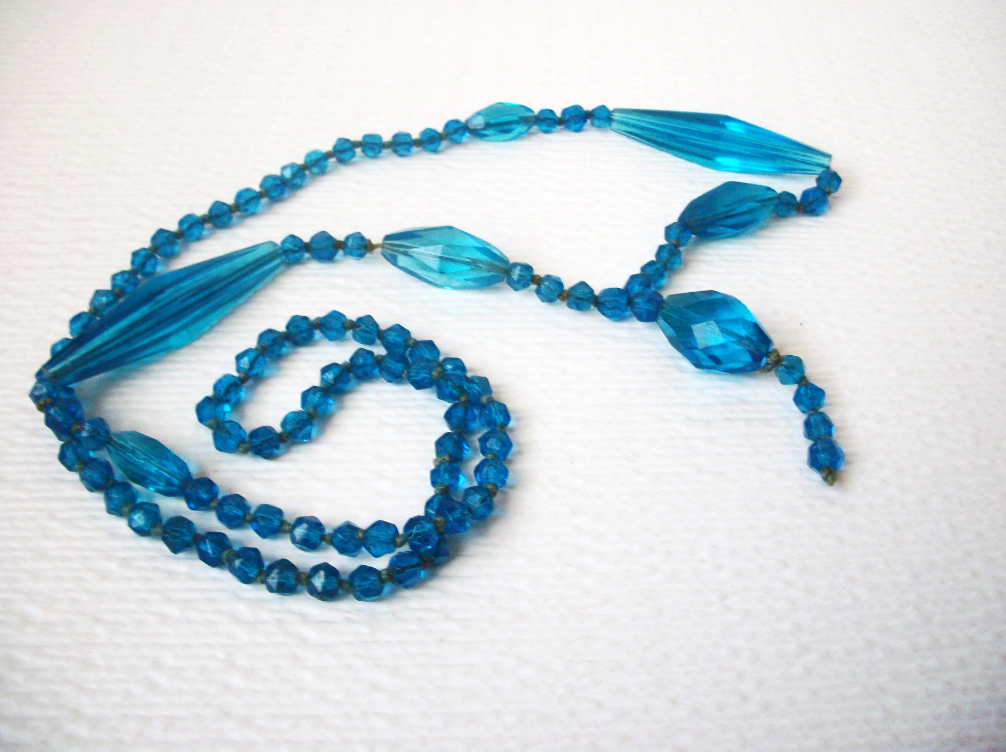 Vintage 1950s Blue Glass Tassel Necklace 111820