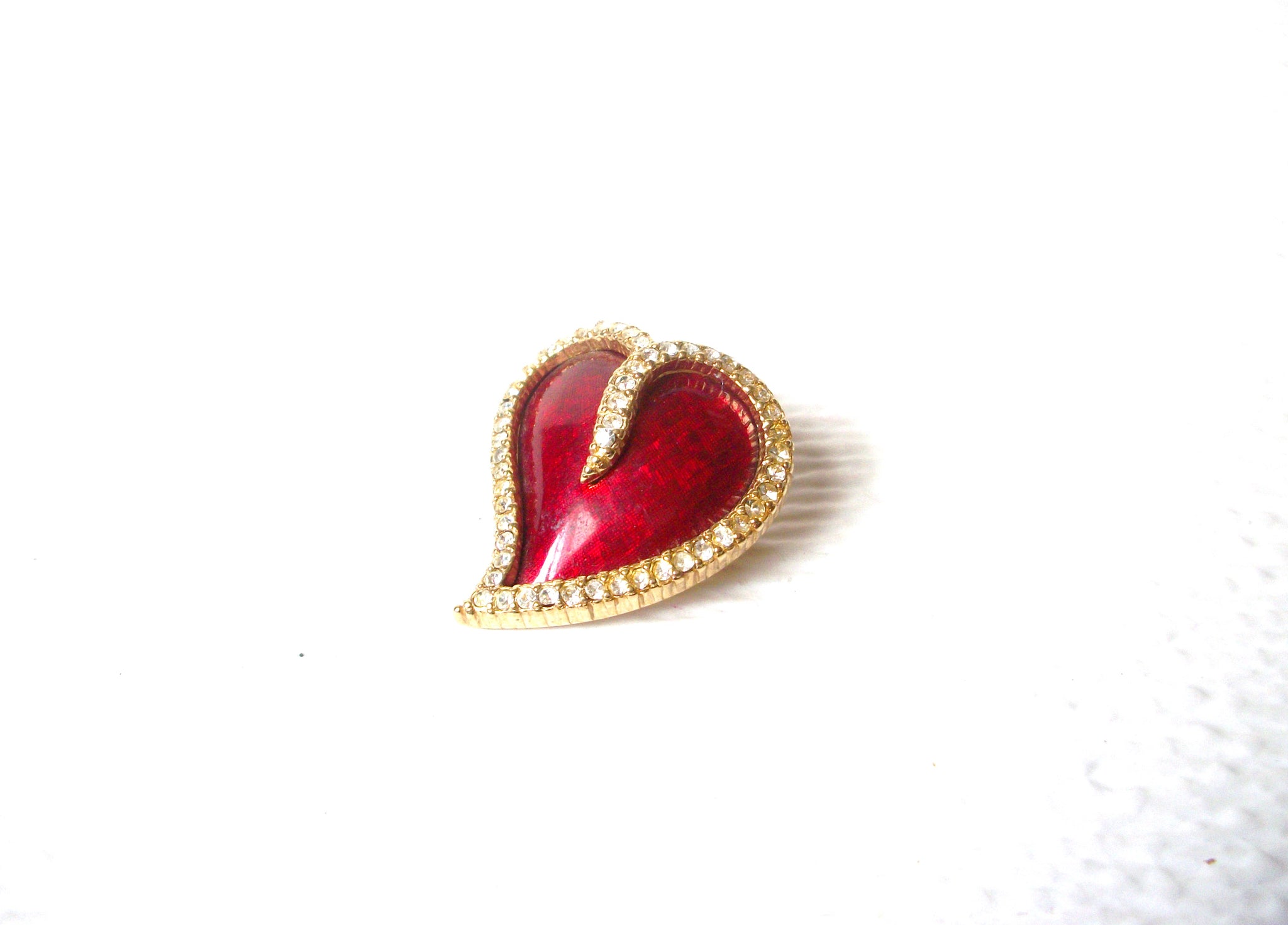 Vintage Red Heart Rhinestone Brooch Pin 111920