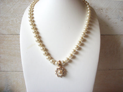 Vintage ROMAN Glass Pearl Necklace 51320