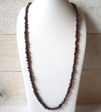 Vintage Plum Glass Stones Necklace 51420