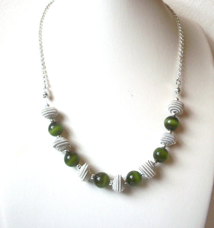 Retro Green Glass Silver Toned Necklace 111920