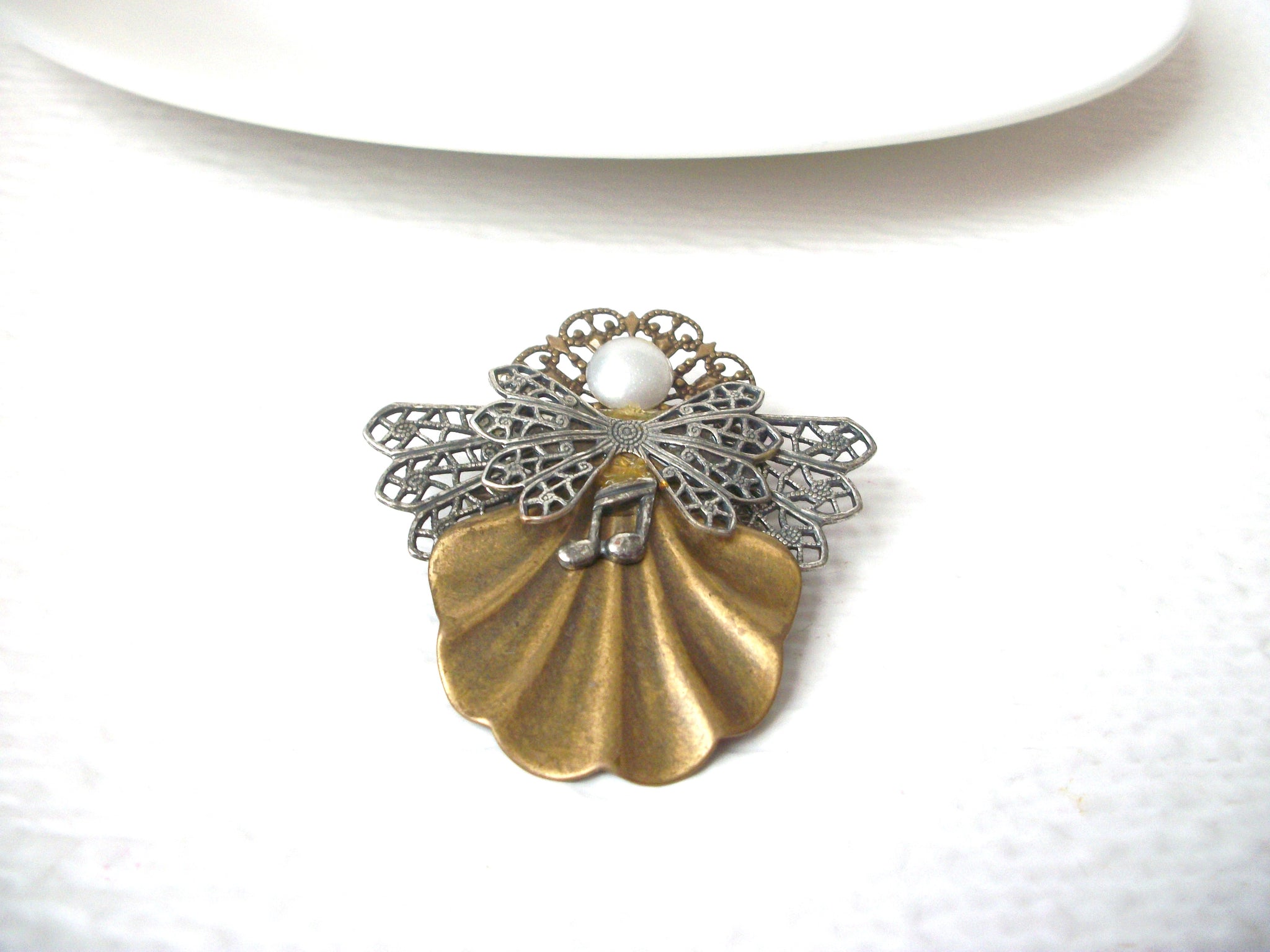Vintage Victorian Angel Brooch Pin 111920