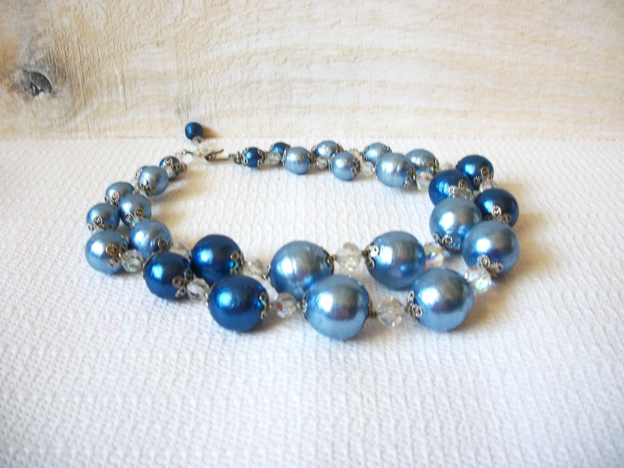 1950s Vintage Blue Shades Necklace 51620