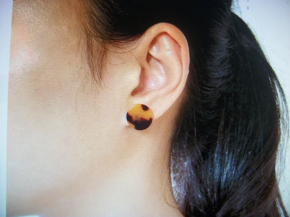 Minimalist Tortoiseshell Small Stud Earrings, Tortoise Shell Earrings, Acetate Earrings, Tortoise Earrings, Resin Stud Earrings S30B
