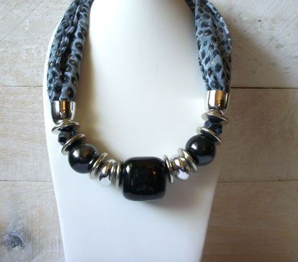 Retro 1970s Statement Necklace 51720