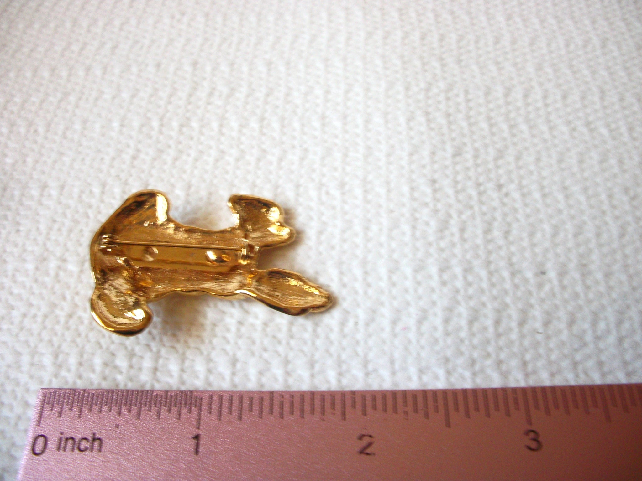 Vintage Bunny Brooch Pin 8316 Faux Pearl