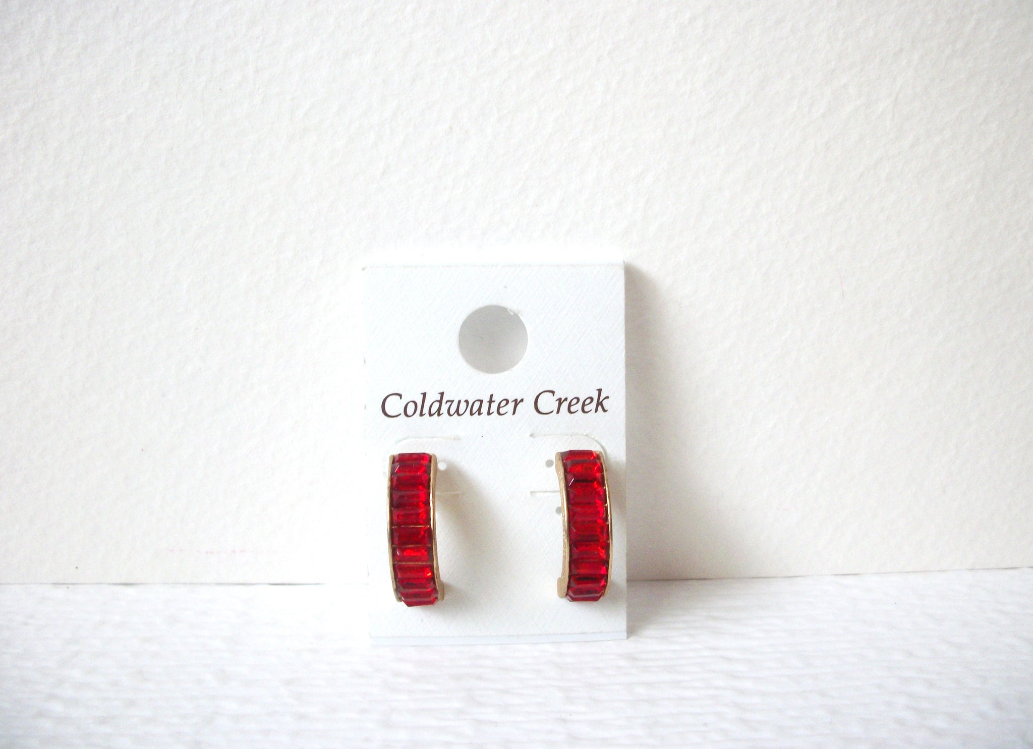 Vintage Coldwater Creek Gold Red Hoop Earrings 112520
