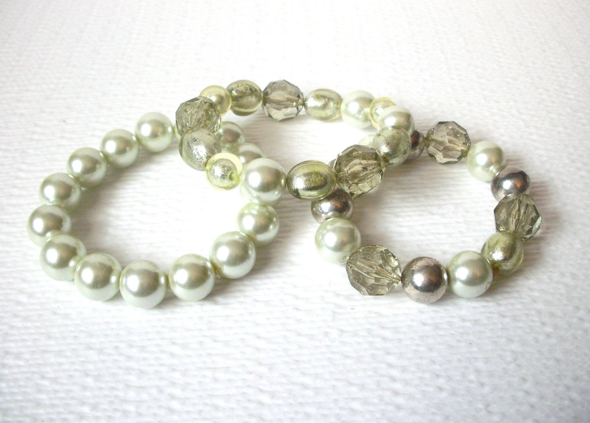 Retro Pale Green Glass Pearl Bracelet Lot 112420