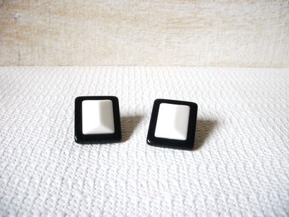 Retro Black White Lucite Earrings 52020