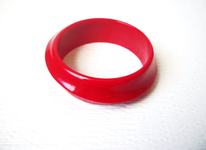 Vintage Drama Red AVON Bangle Bracelet 112520