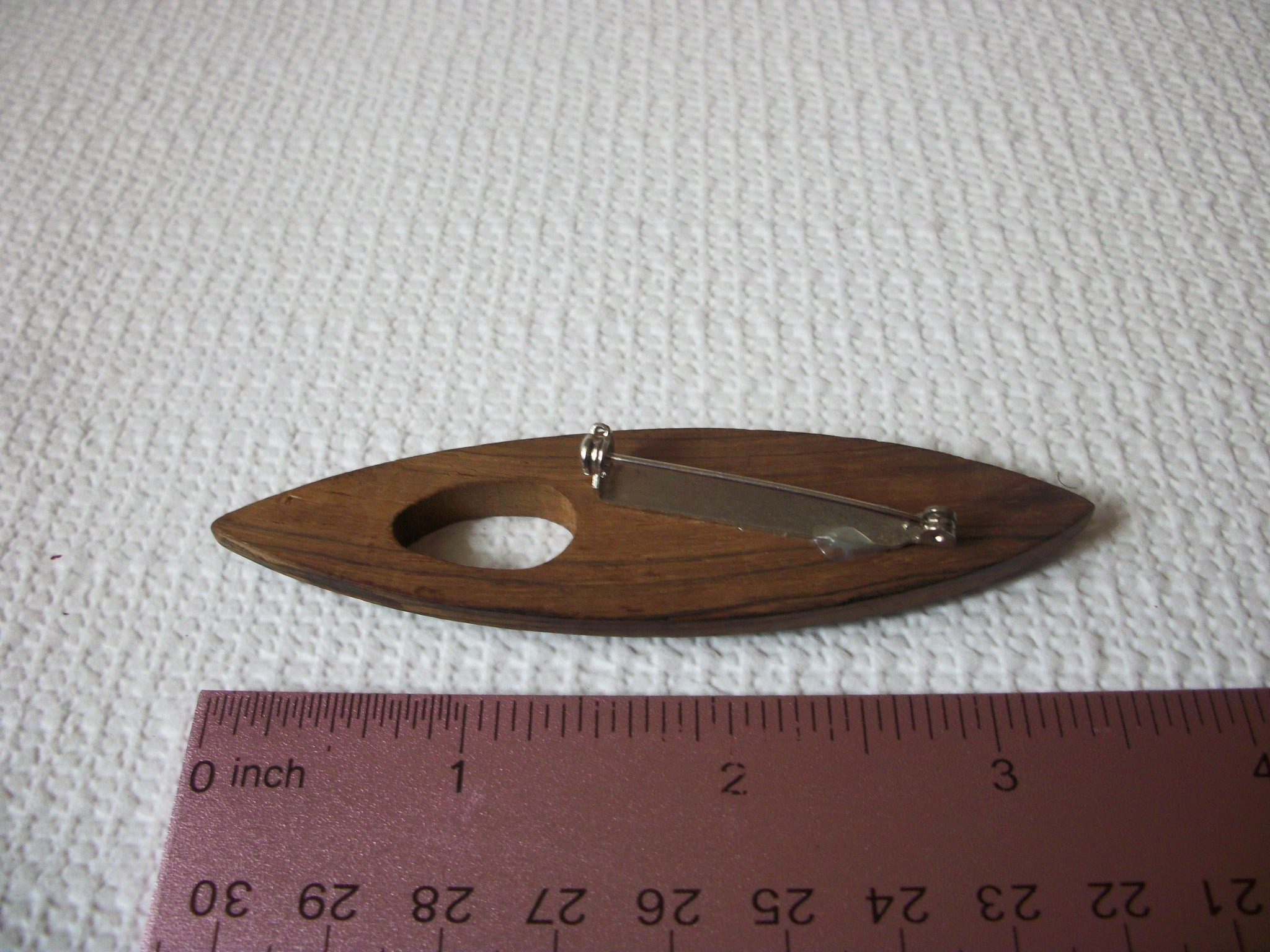 Long Hand Crafted Vintage Wood Brooch 42120