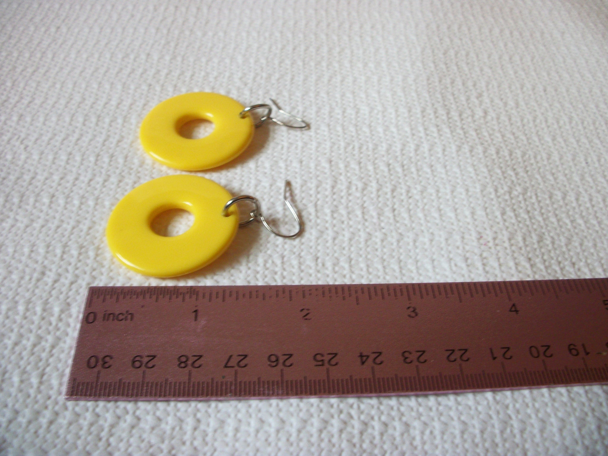 Retro Yellow Dangle Earrings 52320