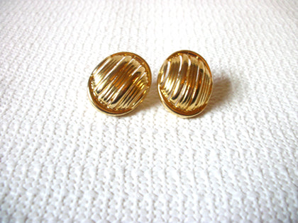 Retro Gold Toned Earrings 52320