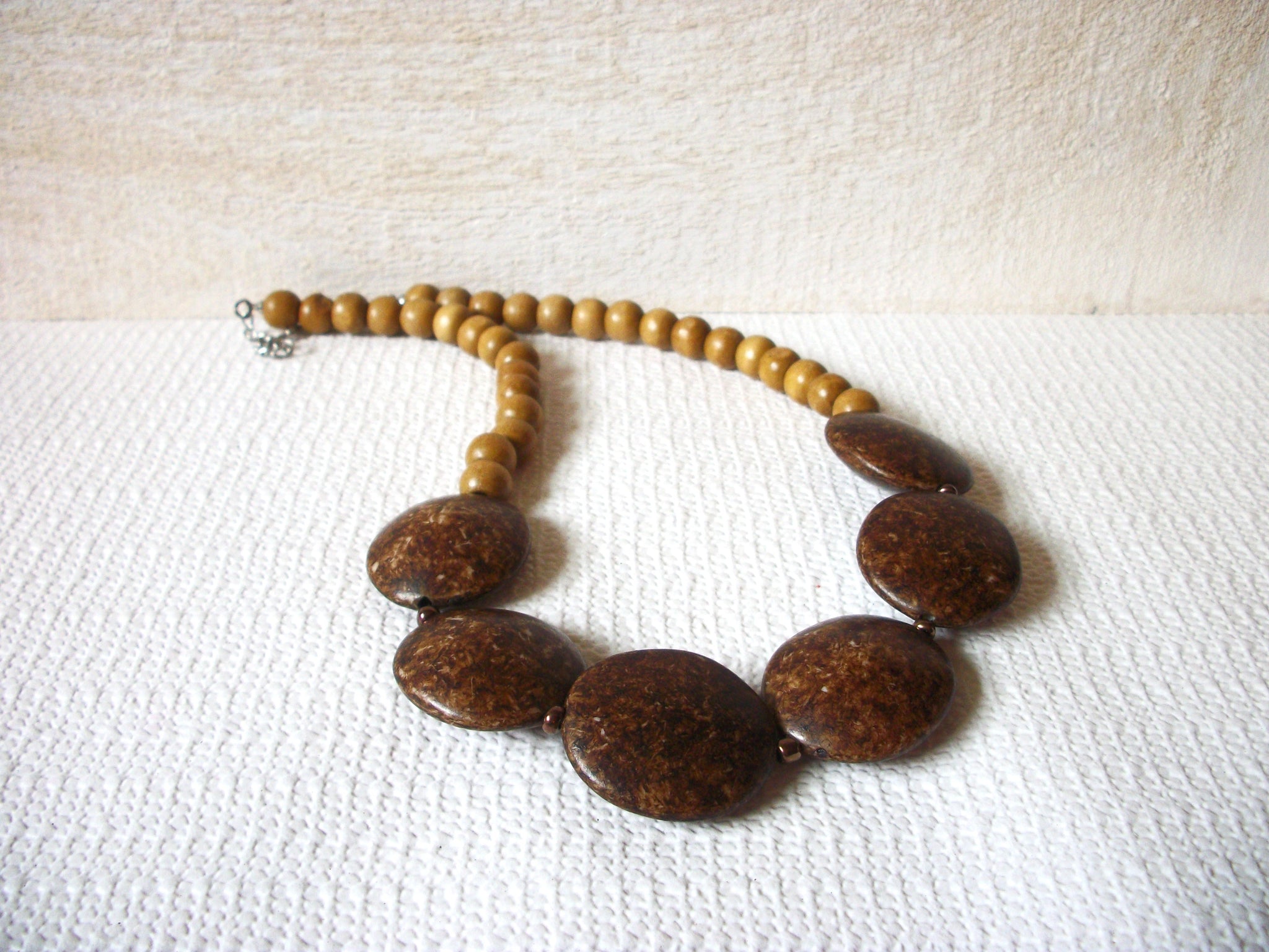 Vintage Nuts Wood Necklace 52420