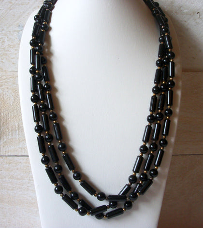 Retro Black Lucite Necklace 52520