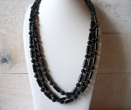 Retro Black Lucite Necklace 52520