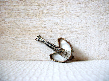 Vintage Banjo Mother Of Pearl Brooch 52720