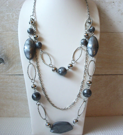 Retro Gray Lucite Necklace 52820