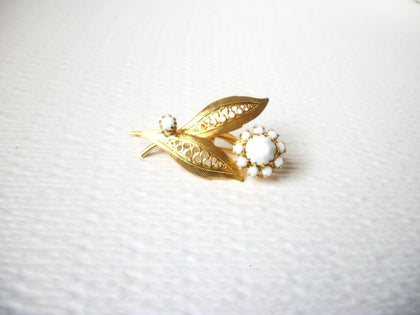 Vintage Gold White Floral Brooch Pin 113020