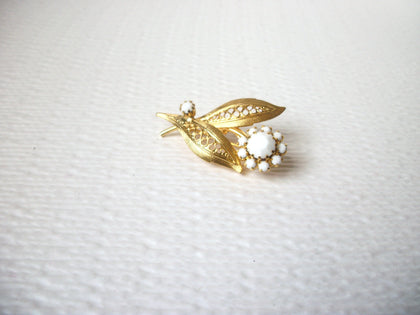 Vintage Gold White Floral Brooch Pin 113020