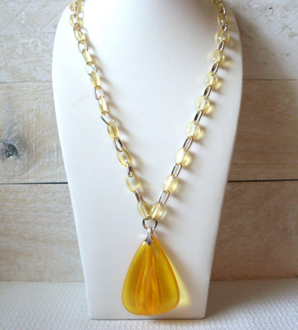 Retro Yellow Lucite Pendant Necklace 52920