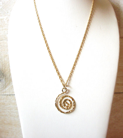 AVON Vintage Necklace 53020