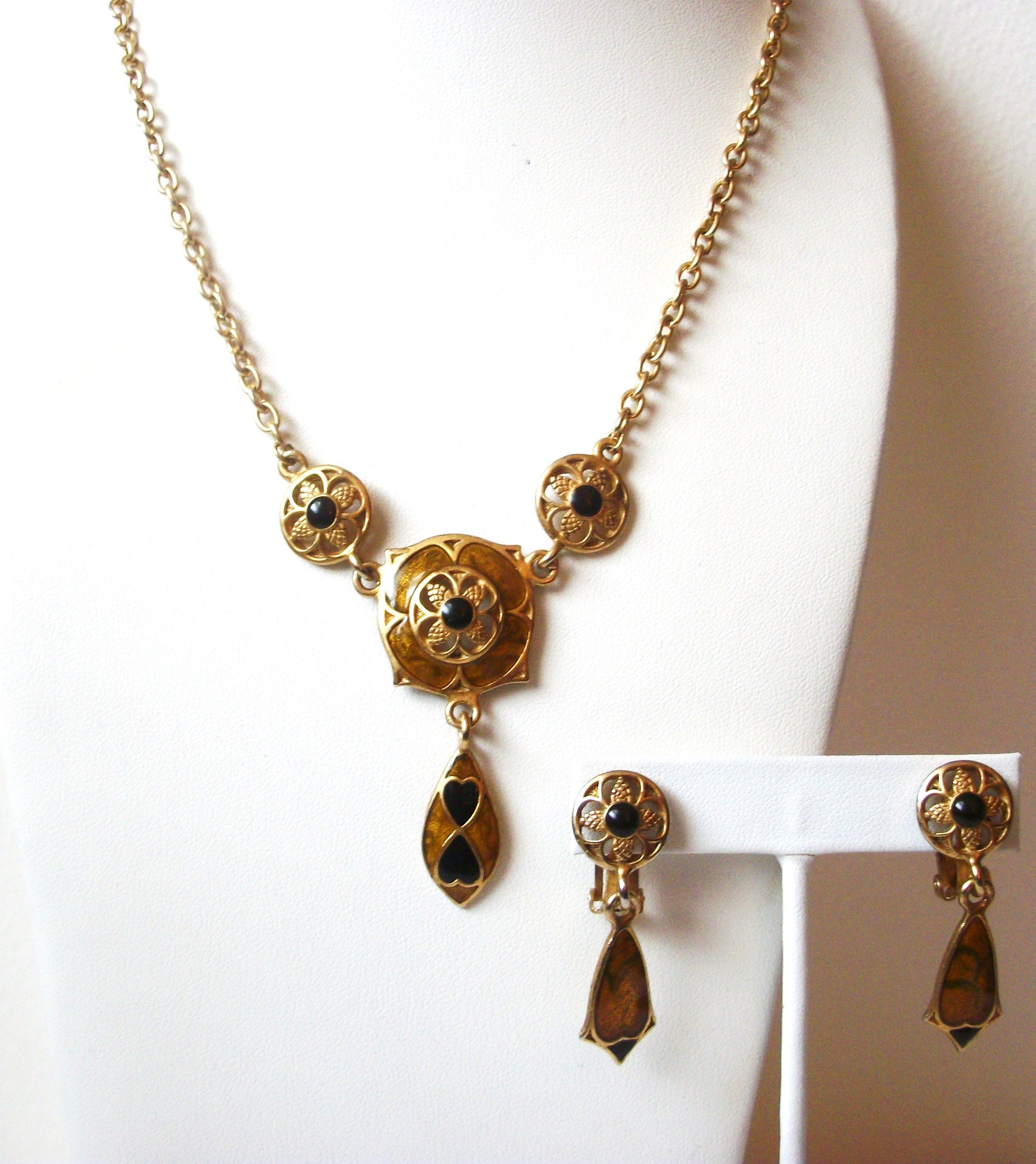 Vintage 1950s Gold Black Necklace Earrings Set 120420