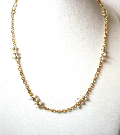 Dainty Vintage NAPIER Pearl Necklace 120320