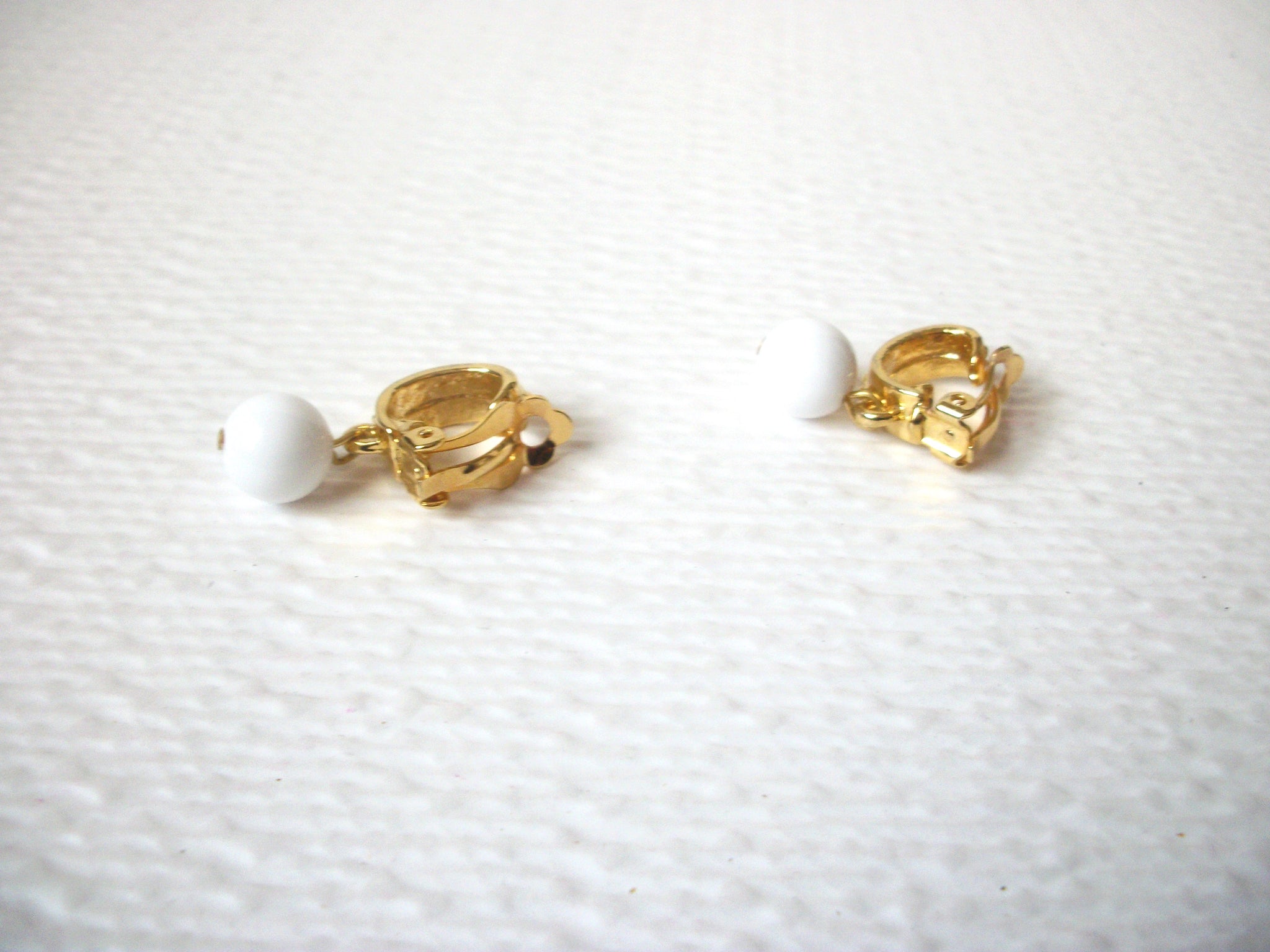 Retro Gold White Dangle Earrings 120320