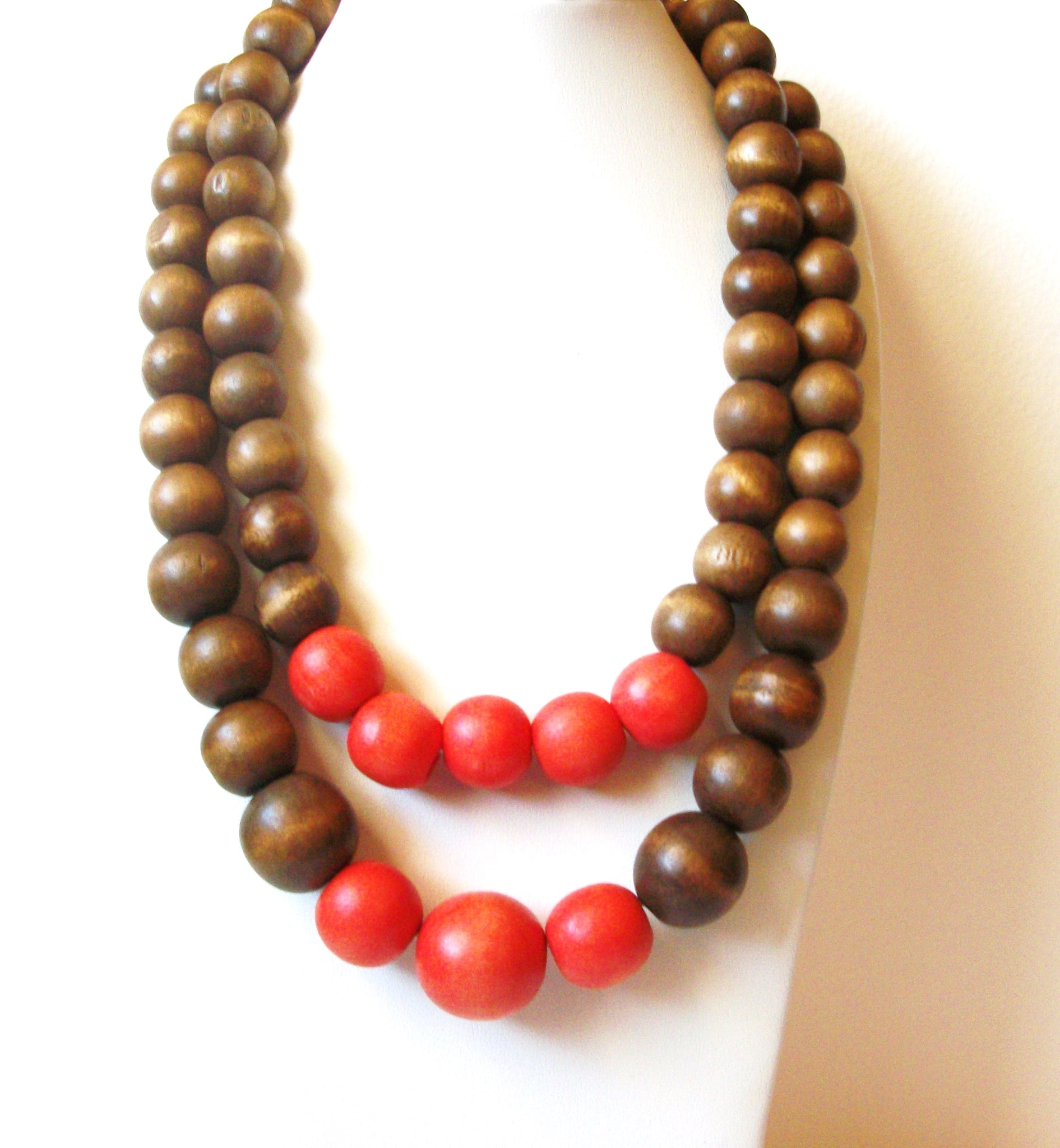 Bohemian 1970s Wood Necklace 120420
