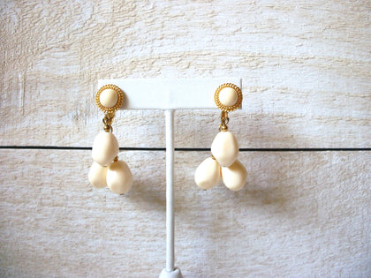 TRIFARI Molded Earrings 60120