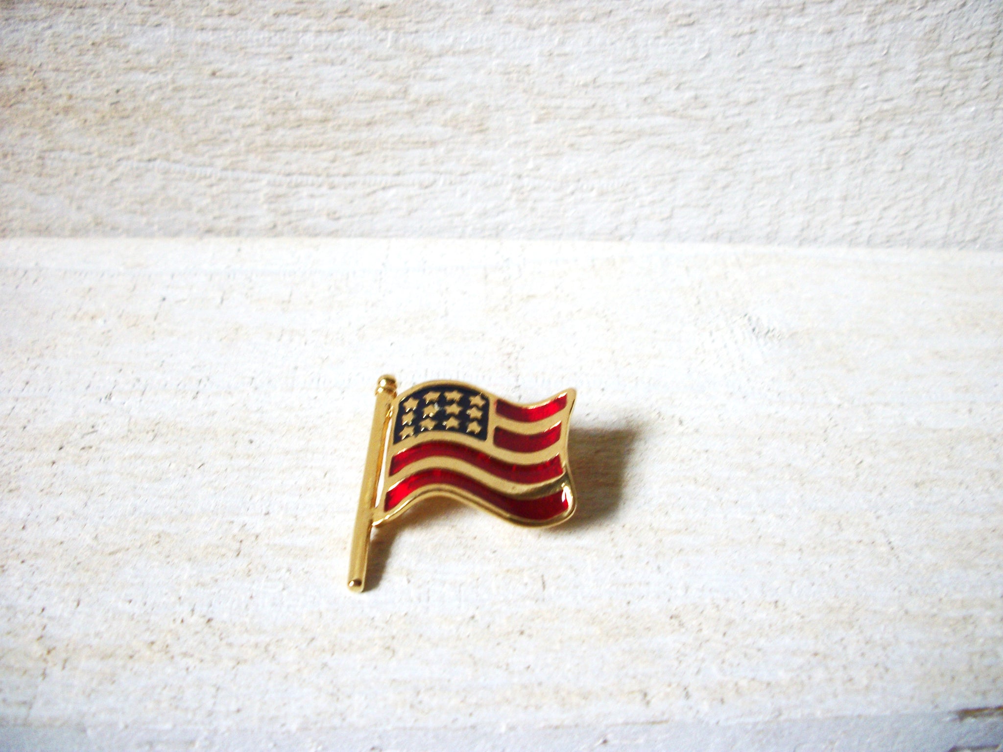 CAROLEE Patriotic Brooch 60120