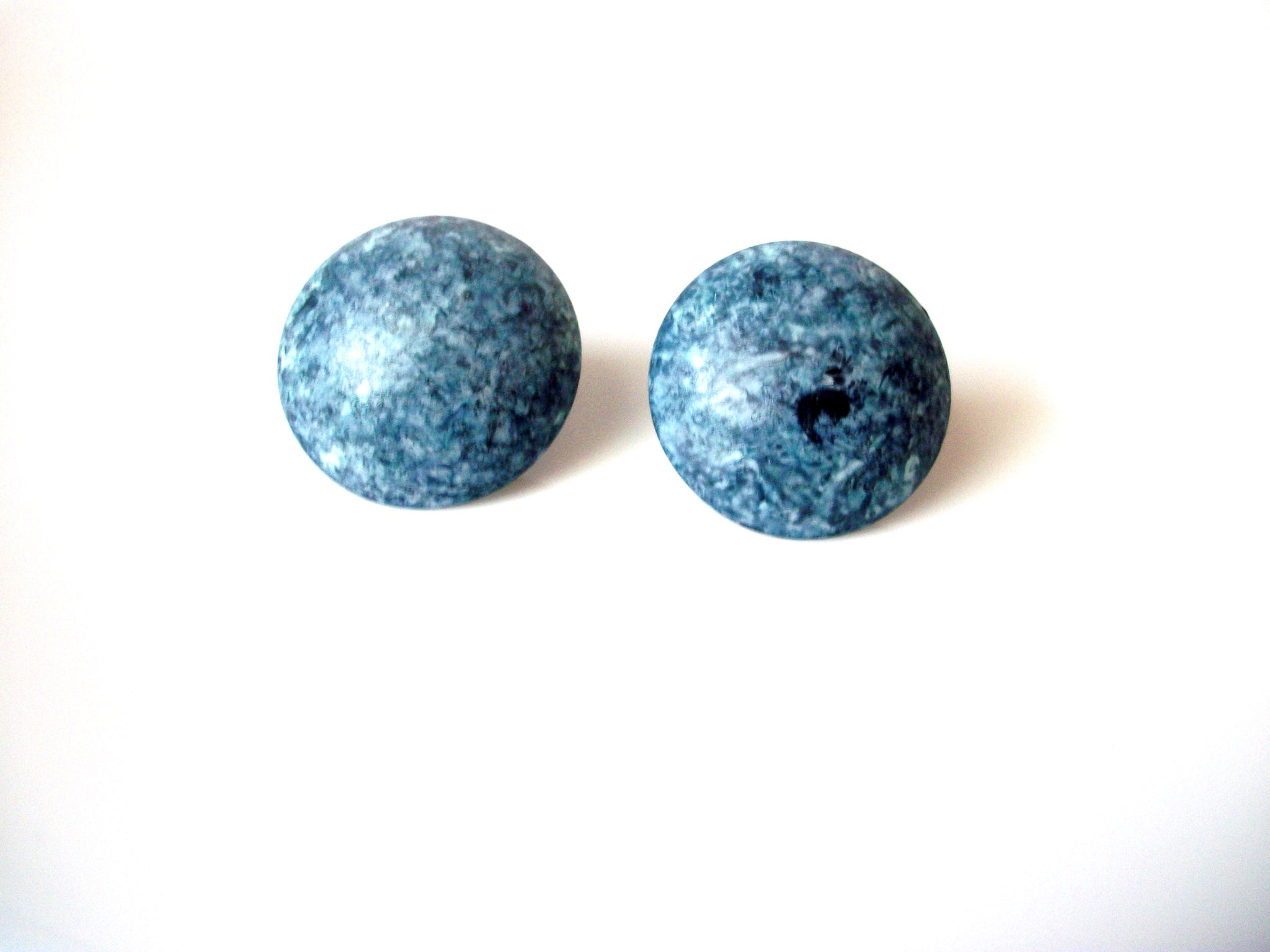Retro Marbleized Blue Plastic Dome Earrings 120520