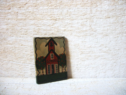 1999 Vintage School House Brooch 60120