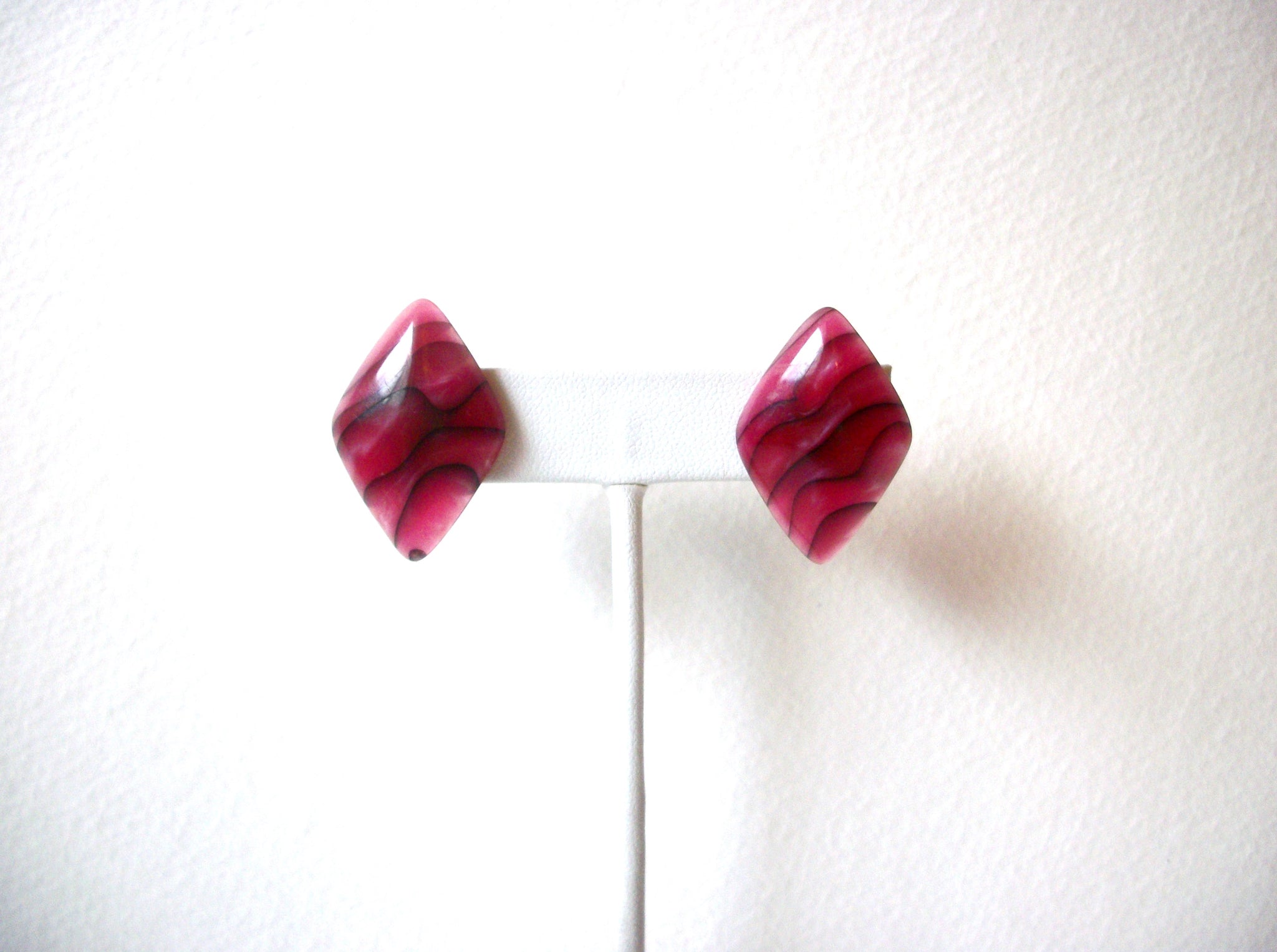 Retro Lucite Swirl Earrings 120720