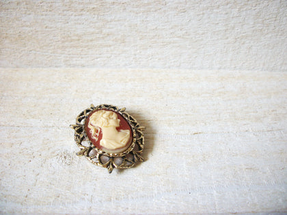 Vintage Cameo Brooch 91320