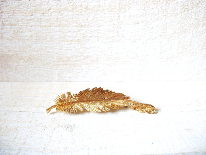 Vintage 1950s Feather Brooch 60220
