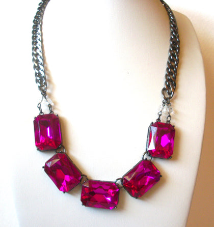 Retro Fuchsia Statement Necklace 120920