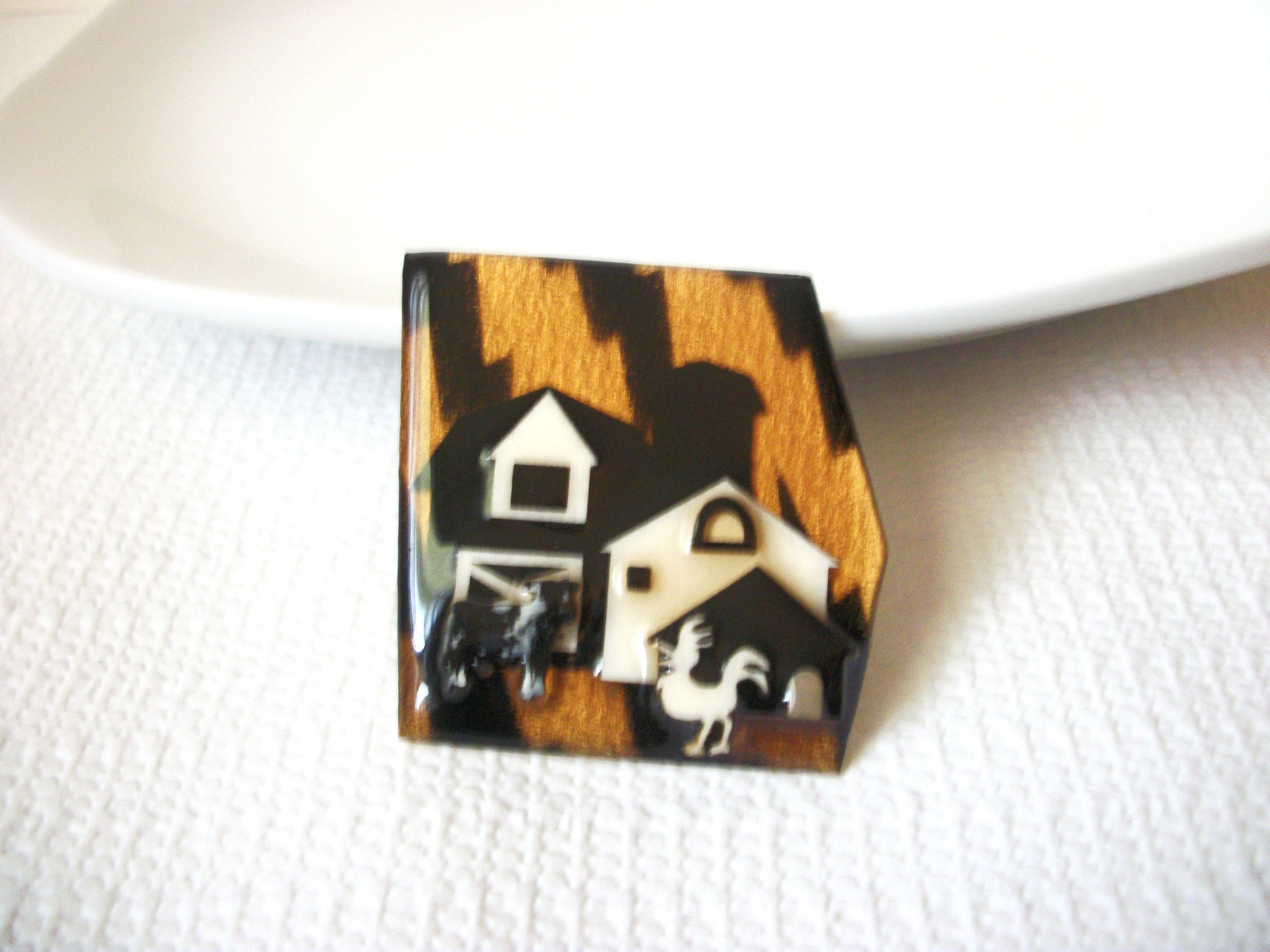 Lucinda House Pins, Rooster Cow House Pins 40720