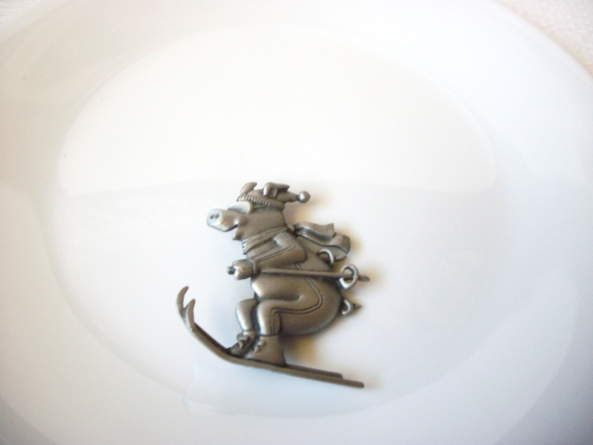 Vintage JJ Here Comes The Pig Brooch Pin 121420