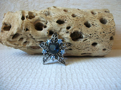 Vintage Snowflake Swarovski Rhinestones Brooch 60320