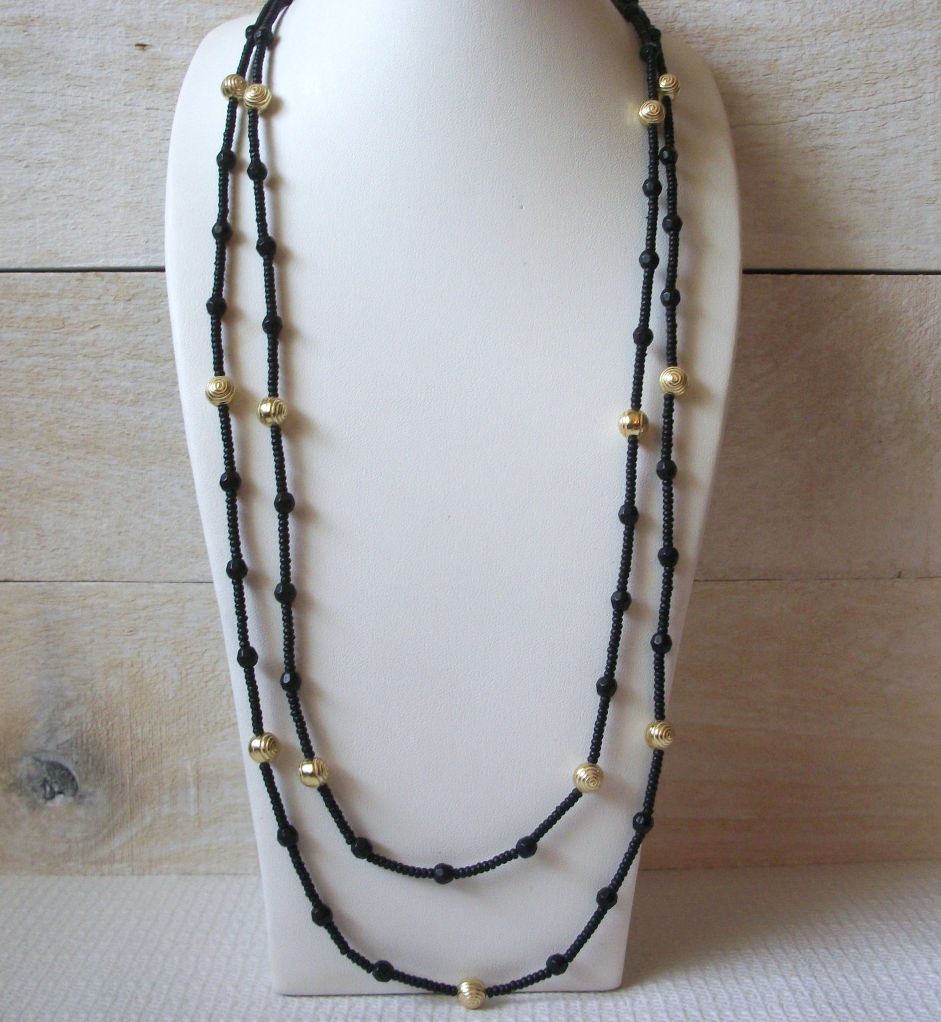 Retro 62 Inch Black Gold Necklace 60420