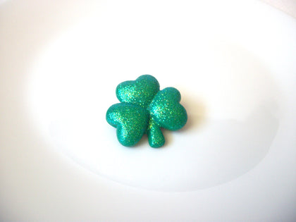 Vintage 1950s Old Plastic Shamrock Brooch Pin 120920