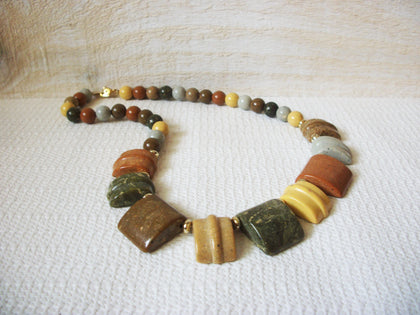 Retro Lucite Necklace60420