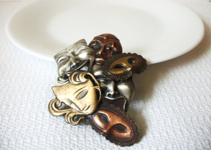 Vintage Distressed Metal Figurative Brooch 40820